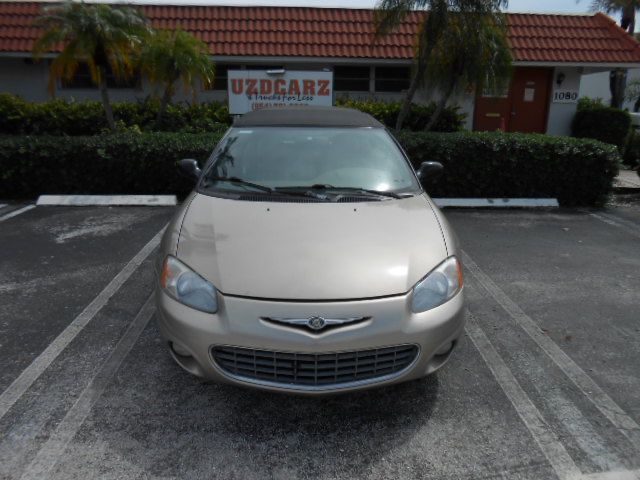 Photo 7 of this CHRYSLER SEBRING