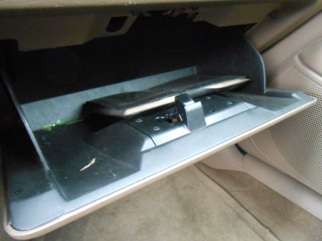 Photo 13 of this CHRYSLER SEBRING