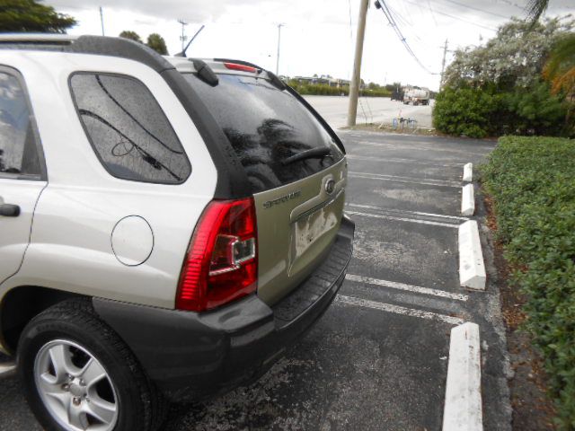 Photo 4 of this KIA SPORTAGE