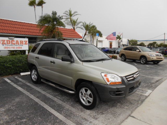 Photo 7 of this KIA SPORTAGE
