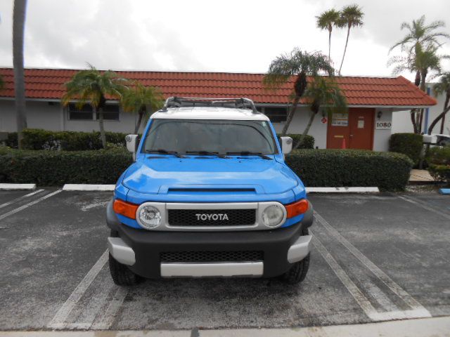 Photo 7 of this TOYOTA FJ CRUISER