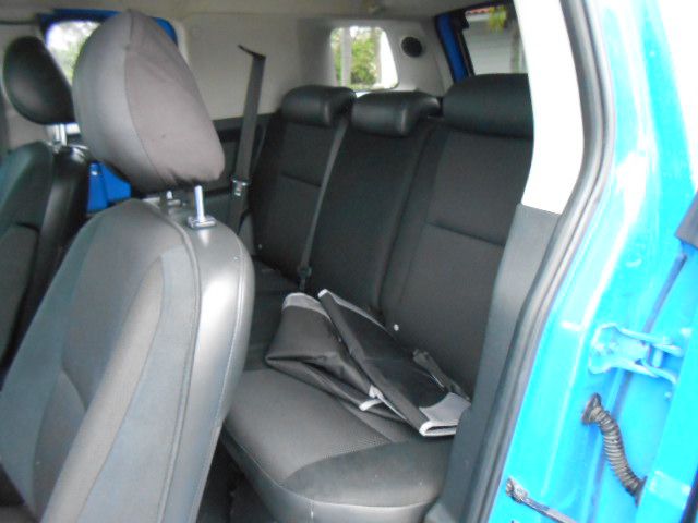Photo 12 of this TOYOTA FJ CRUISER