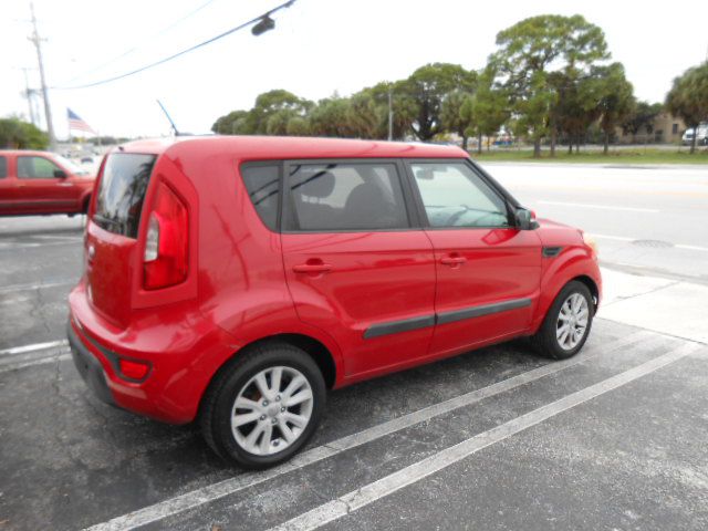 Photo 5 of this KIA SOUL