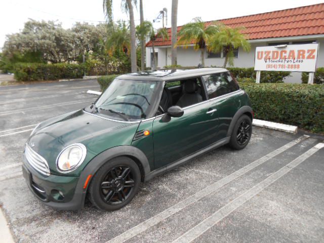 2013 MINI COOPER