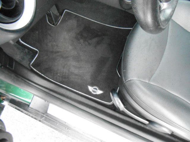 Photo 14 of this MINI COOPER