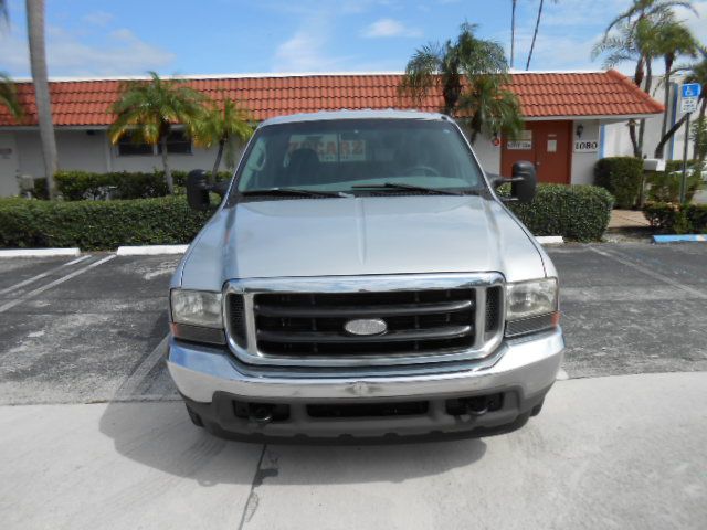 Photo 10 of this FORD F350