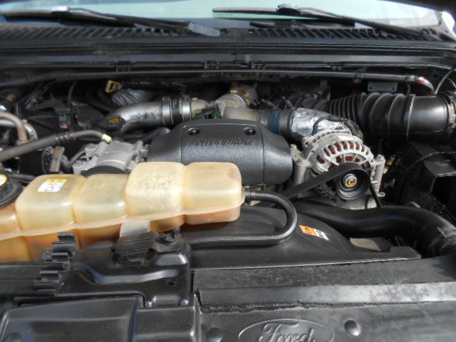 Photo 25 of this FORD F350