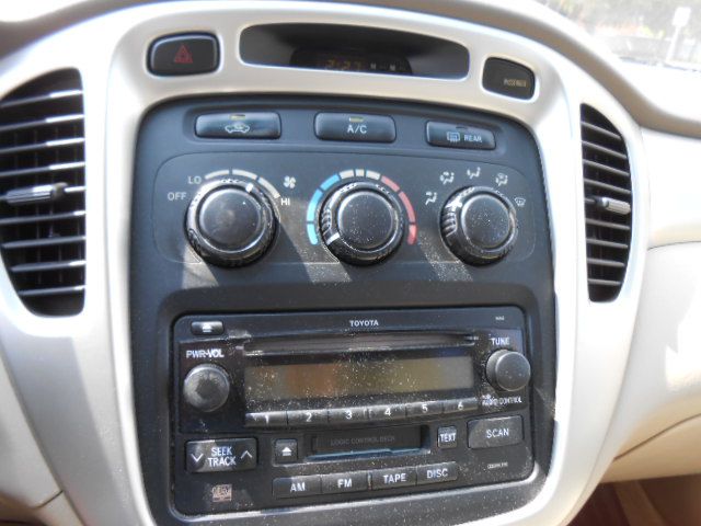 Photo 18 of this TOYOTA HIGHLANDER