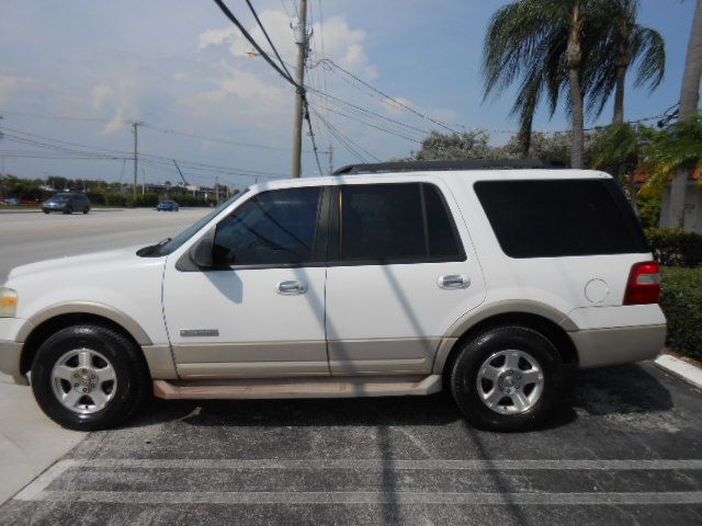 Photo 2 of this FORD EXPEDITION