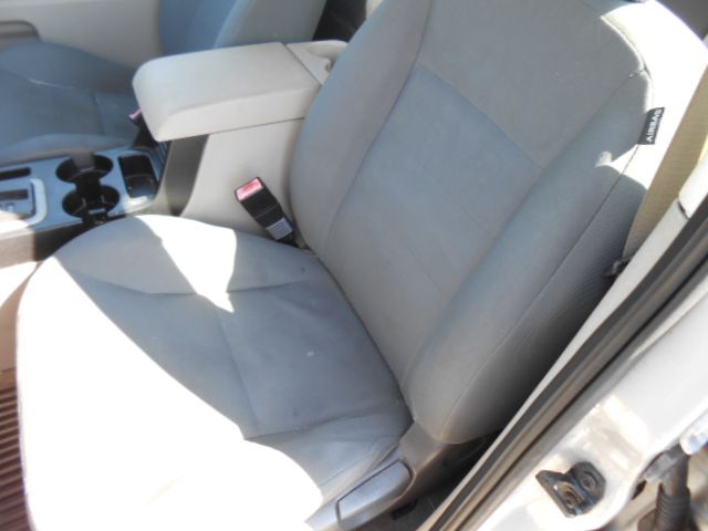 Photo 11 of this FORD ESCAPE