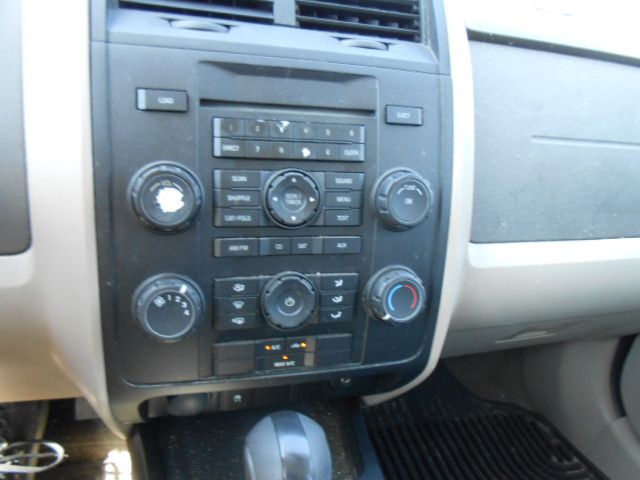 Photo 18 of this FORD ESCAPE