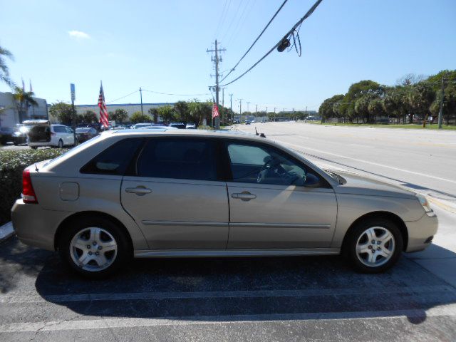 Photo 6 of this CHEVROLET MALIBU