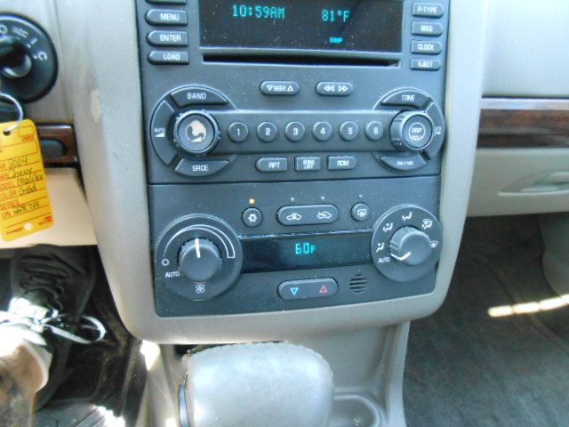 Photo 15 of this CHEVROLET MALIBU