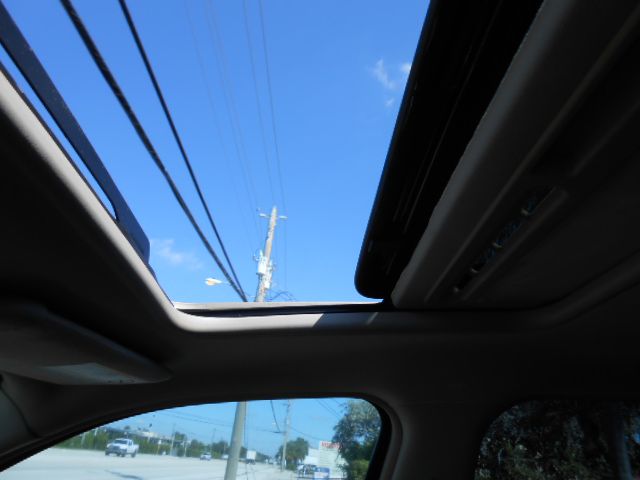 Photo 21 of this CHEVROLET MALIBU