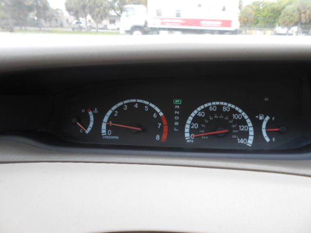 Photo 16 of this TOYOTA AVALON