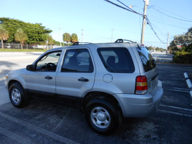 Photo 3 of this FORD ESCAPE