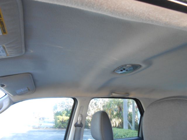 Photo 12 of this FORD ESCAPE