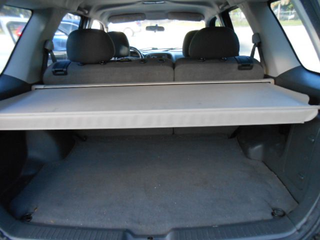 Photo 15 of this FORD ESCAPE