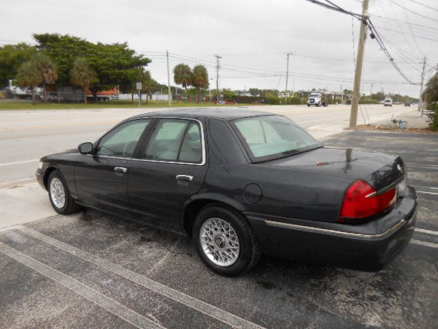 Photo 3 of this MERCURY GRAND MARQUIS
