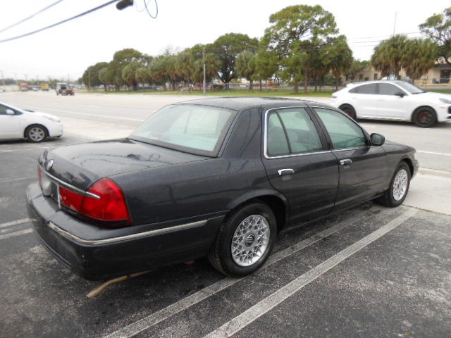 Photo 4 of this MERCURY GRAND MARQUIS