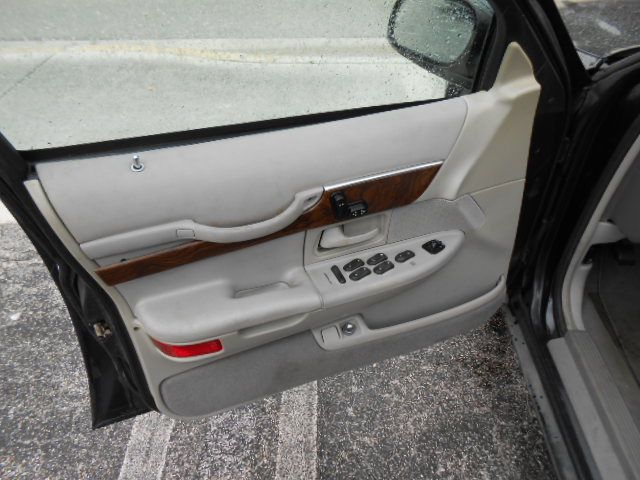 Photo 10 of this MERCURY GRAND MARQUIS
