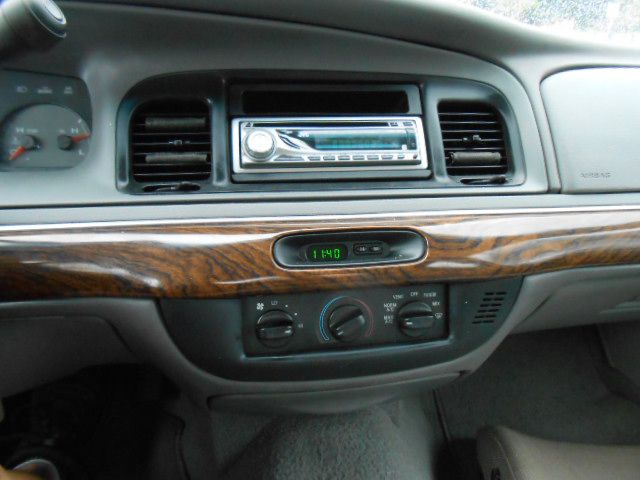 Photo 16 of this MERCURY GRAND MARQUIS
