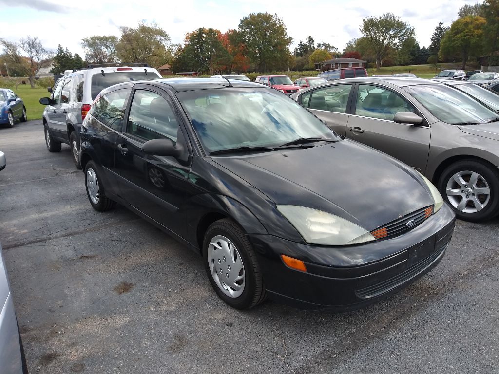 2004 FORD FOCUS ZX3 in Amherst