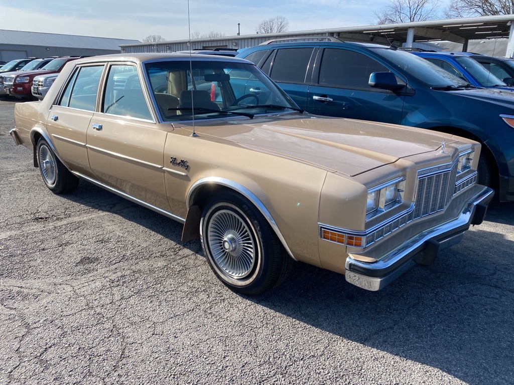 1984 PLYMOUTH GRAN FURY CARAVELLE