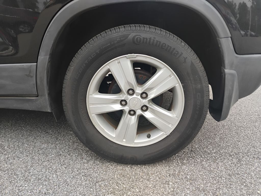 Photo 25 of this CHEVROLET TRAX