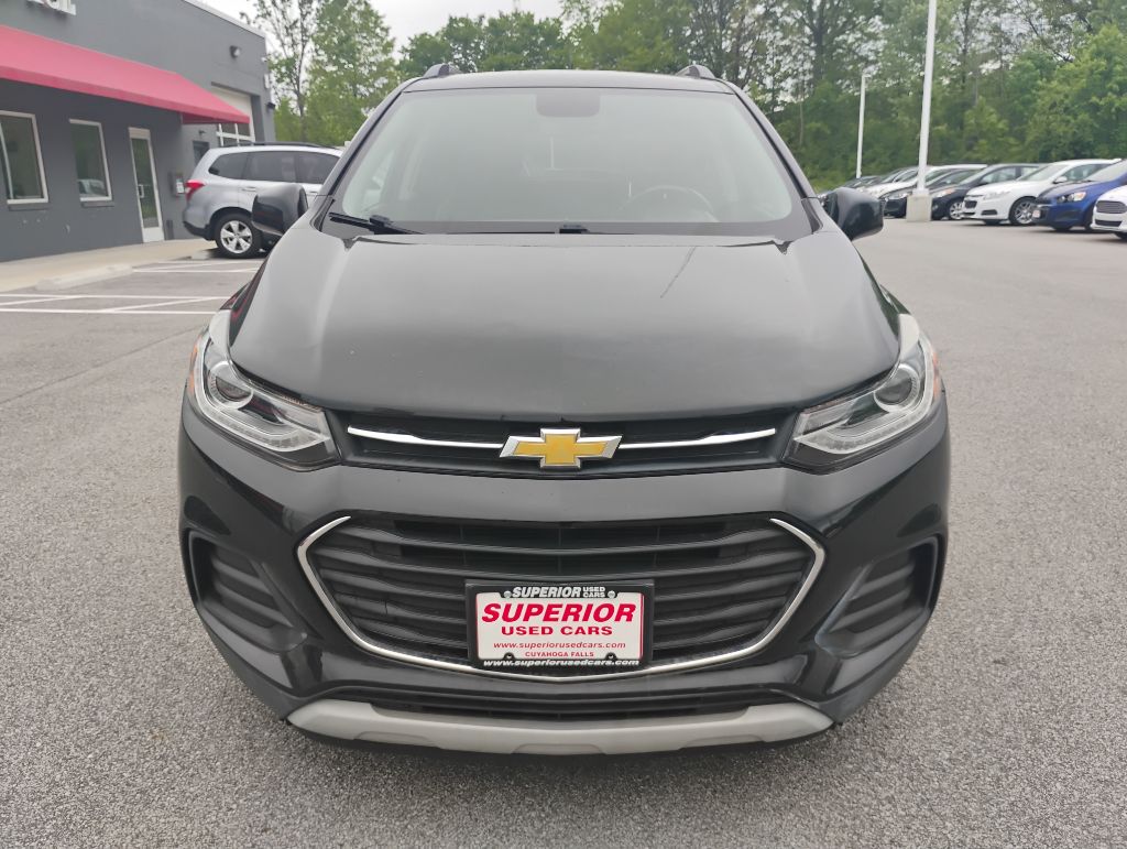 Photo 5 of this CHEVROLET TRAX