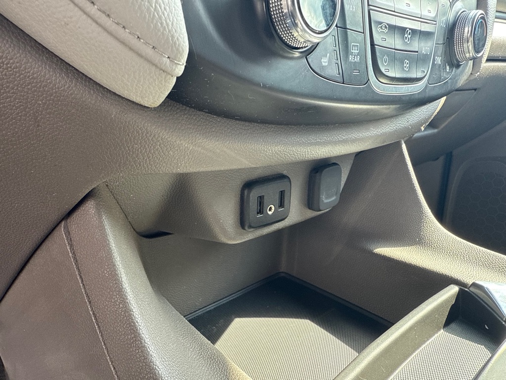 Photo 20 of this CHEVROLET TRAVERSE
