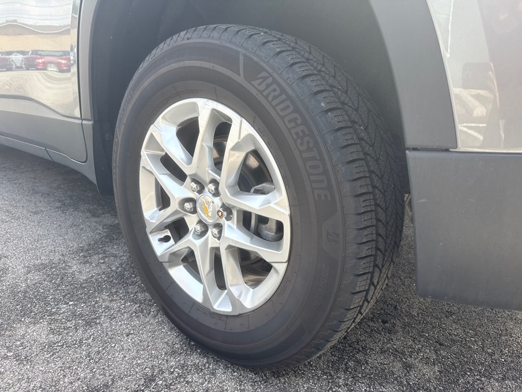 Photo 22 of this CHEVROLET TRAVERSE