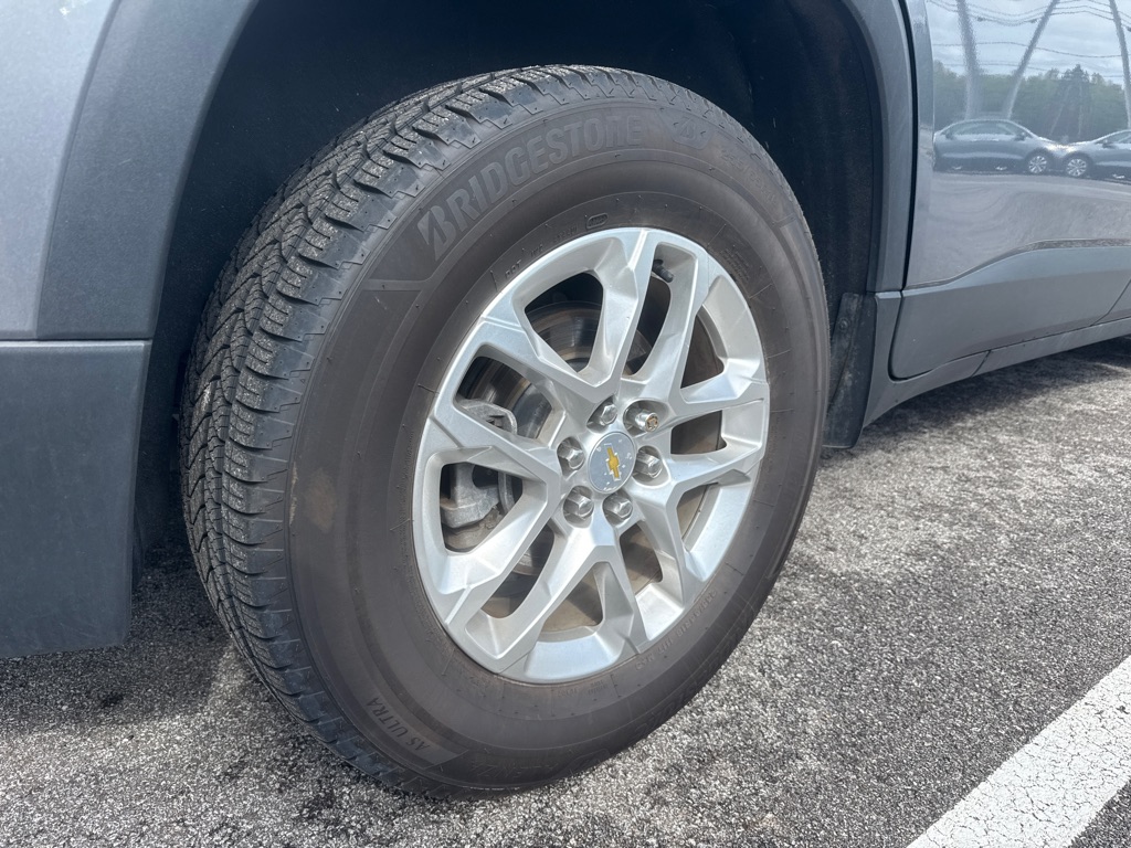 Photo 23 of this CHEVROLET TRAVERSE