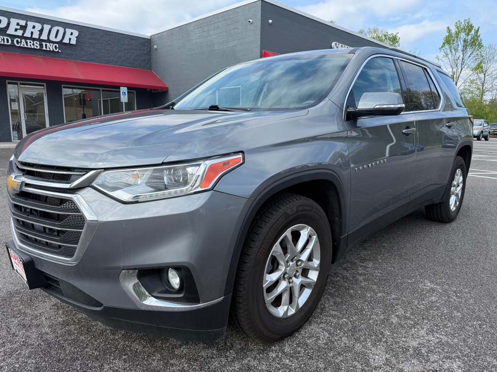 Photo 3 of this CHEVROLET TRAVERSE