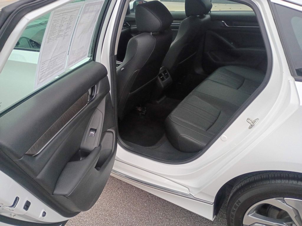 Photo 10 of this HONDA ACCORD