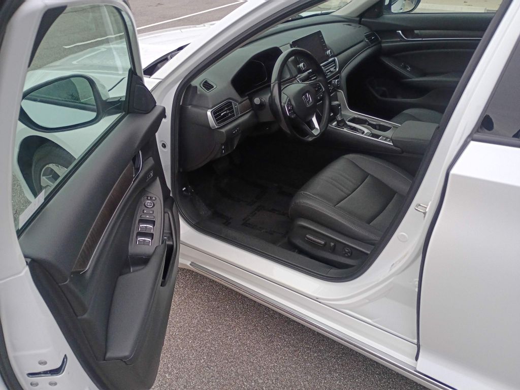 Photo 11 of this HONDA ACCORD
