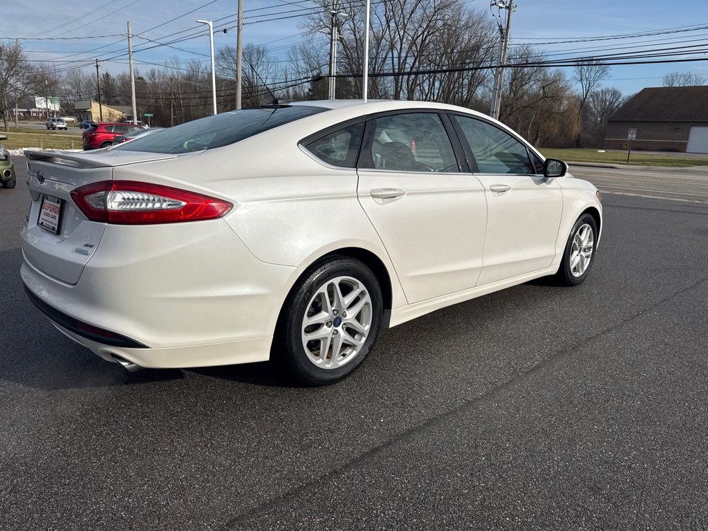 Photo 7 of this FORD FUSION