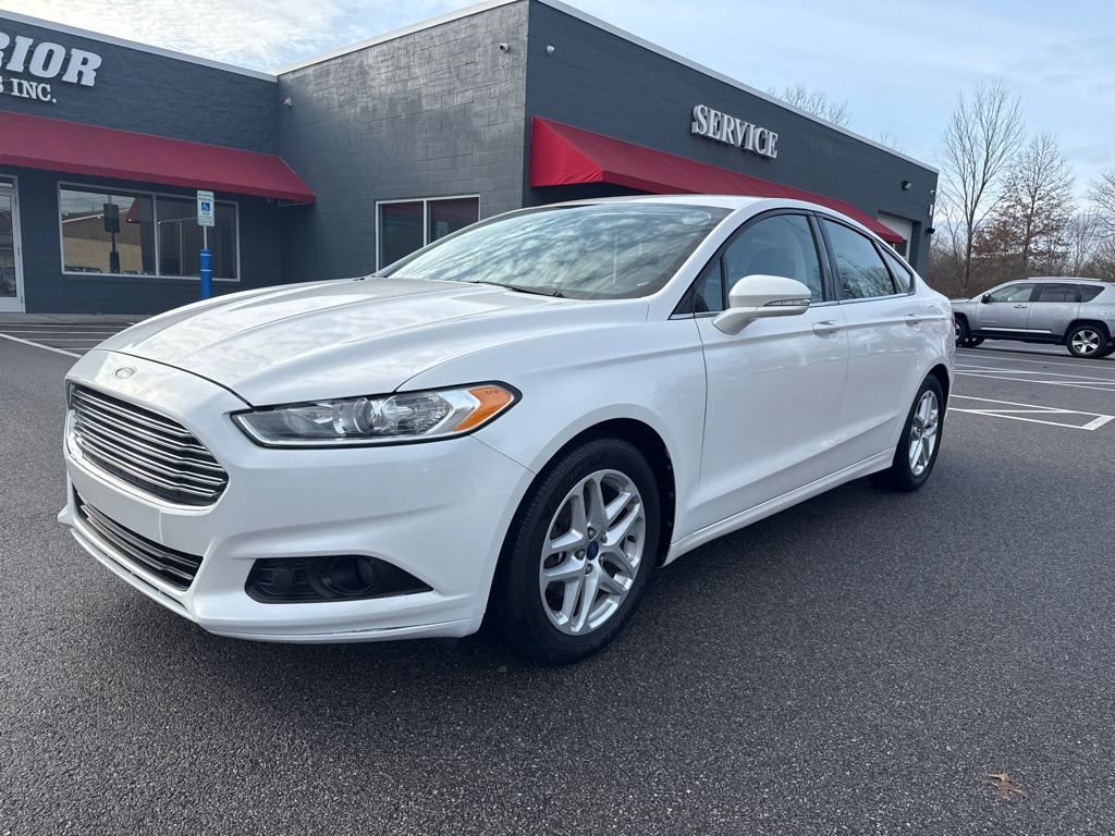 Photo 3 of this FORD FUSION