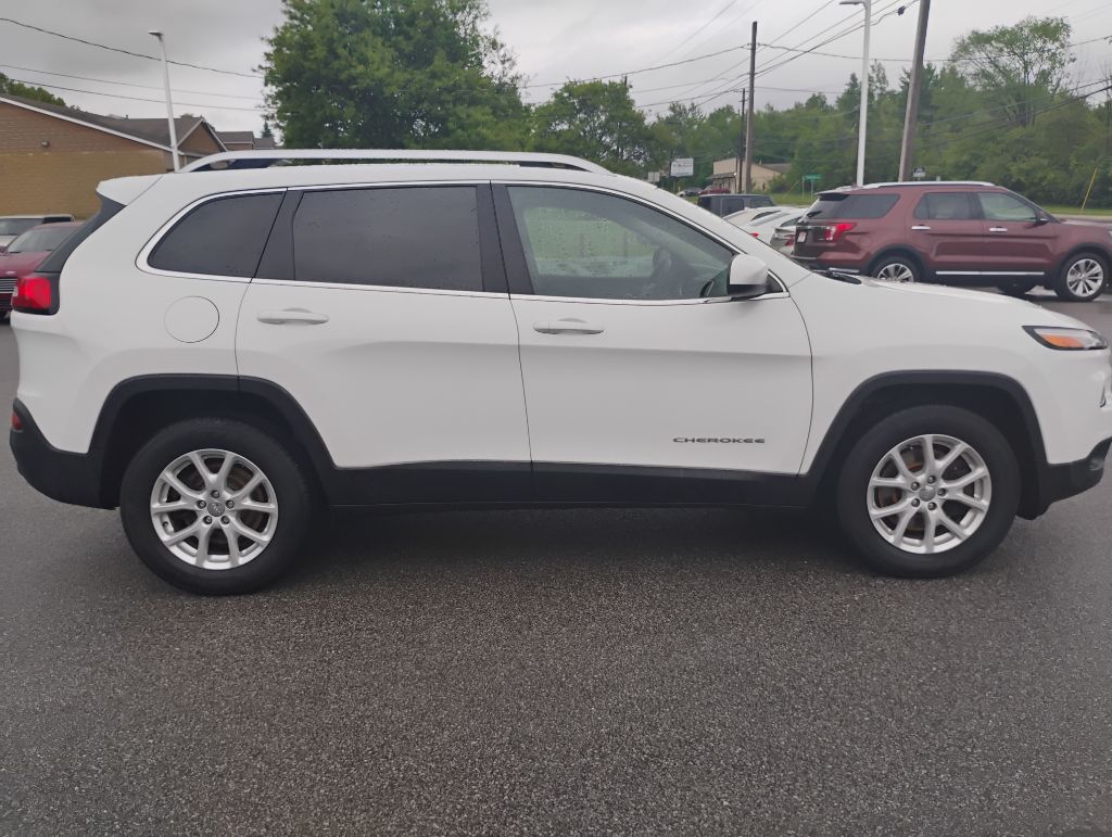 Photo 8 of this JEEP GRAND CHEROKEE