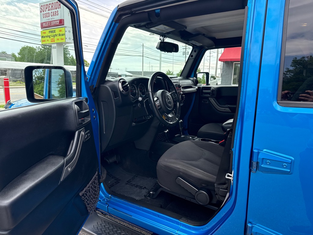 Photo 16 of this JEEP WRANGLER UNLIMI