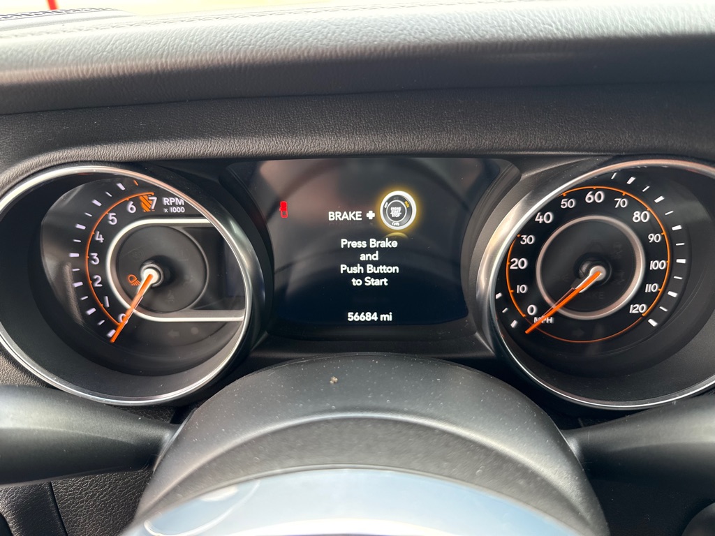 Photo 12 of this JEEP GLADIATOR