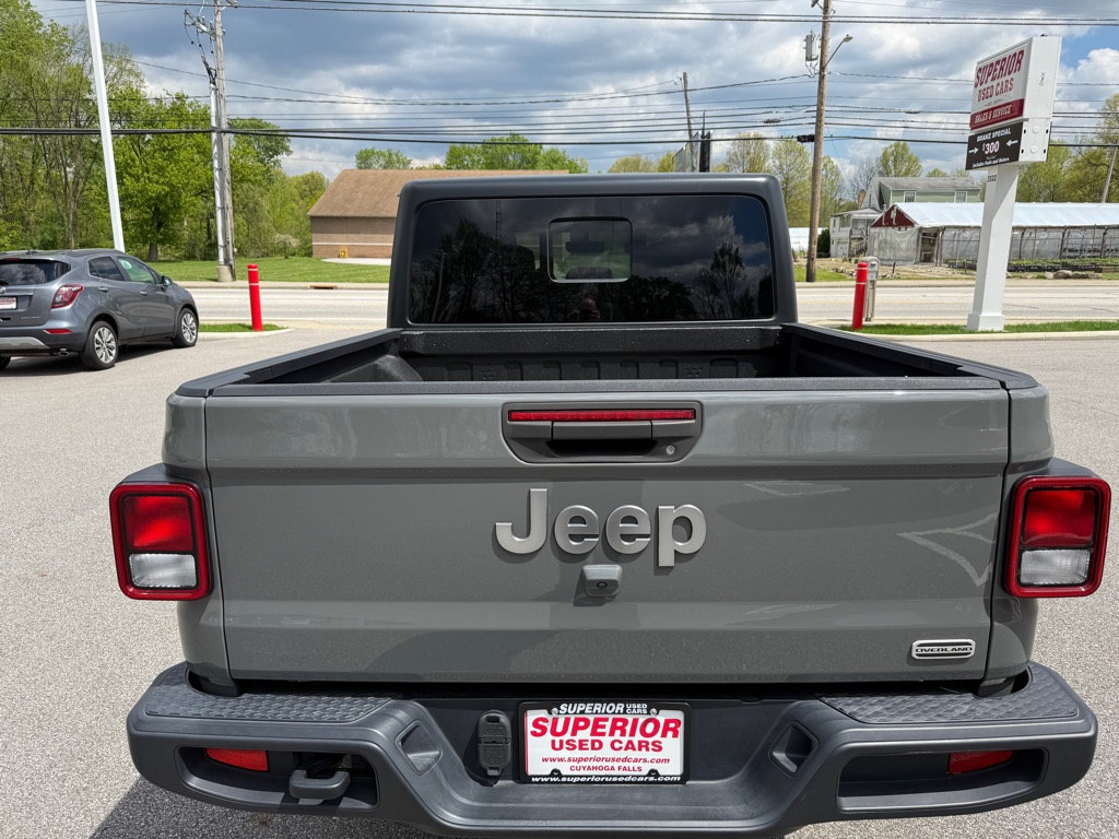 Photo 8 of this JEEP GLADIATOR