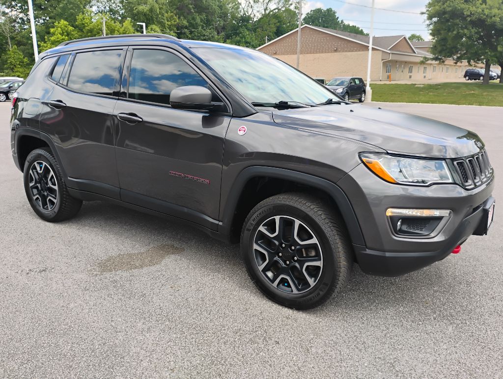 Photo 9 of this JEEP COMPASS