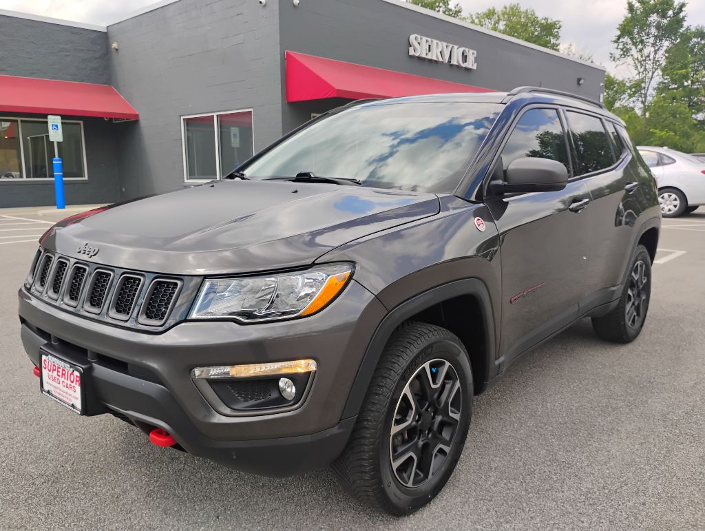 Photo 3 of this JEEP COMPASS