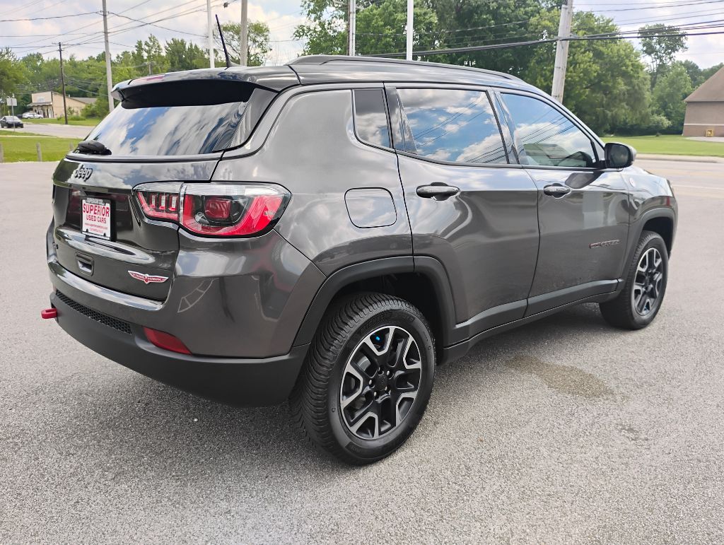 Photo 7 of this JEEP COMPASS