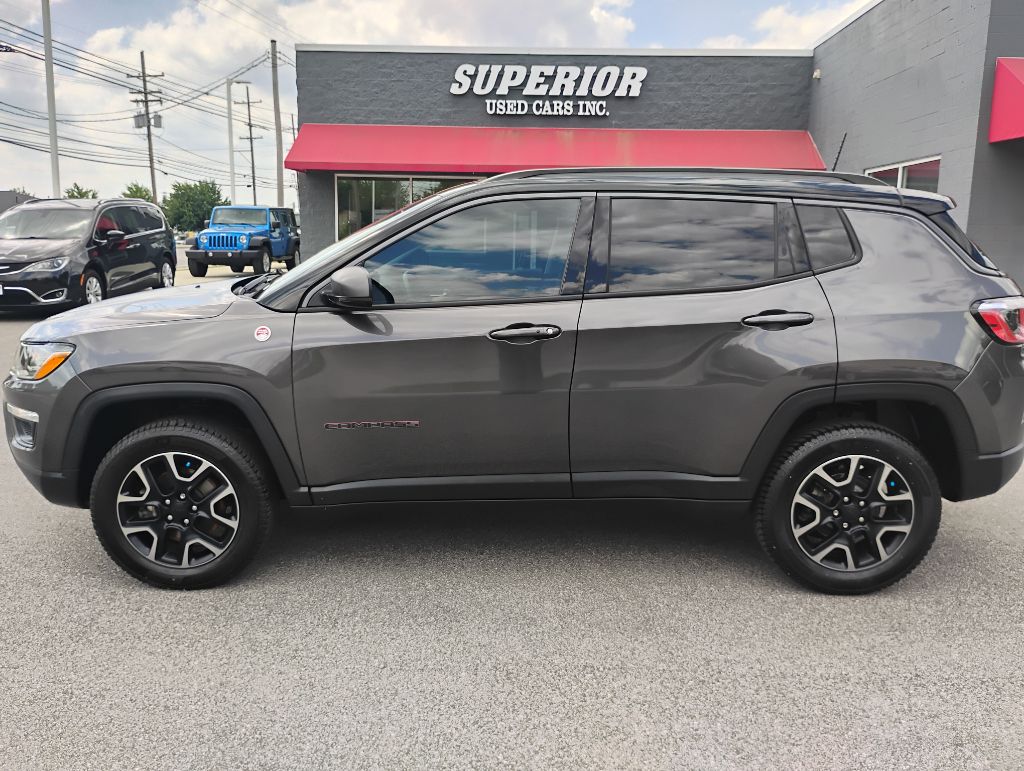 Photo 4 of this JEEP COMPASS