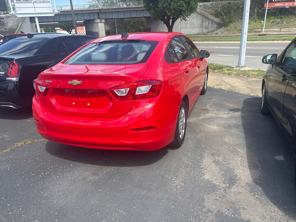 Additional photo of vehicle.