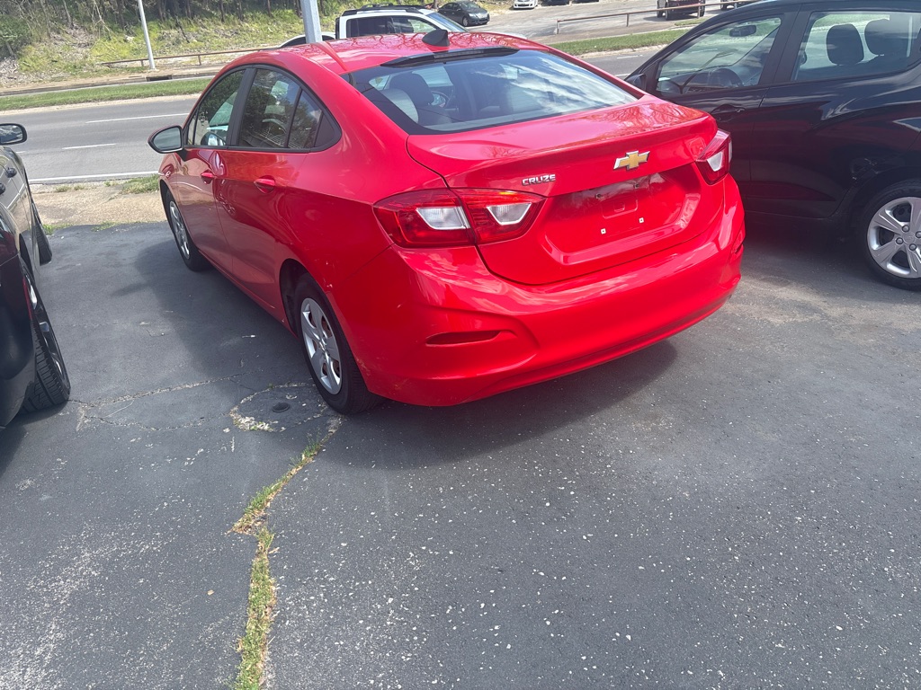 Additional photo of vehicle.