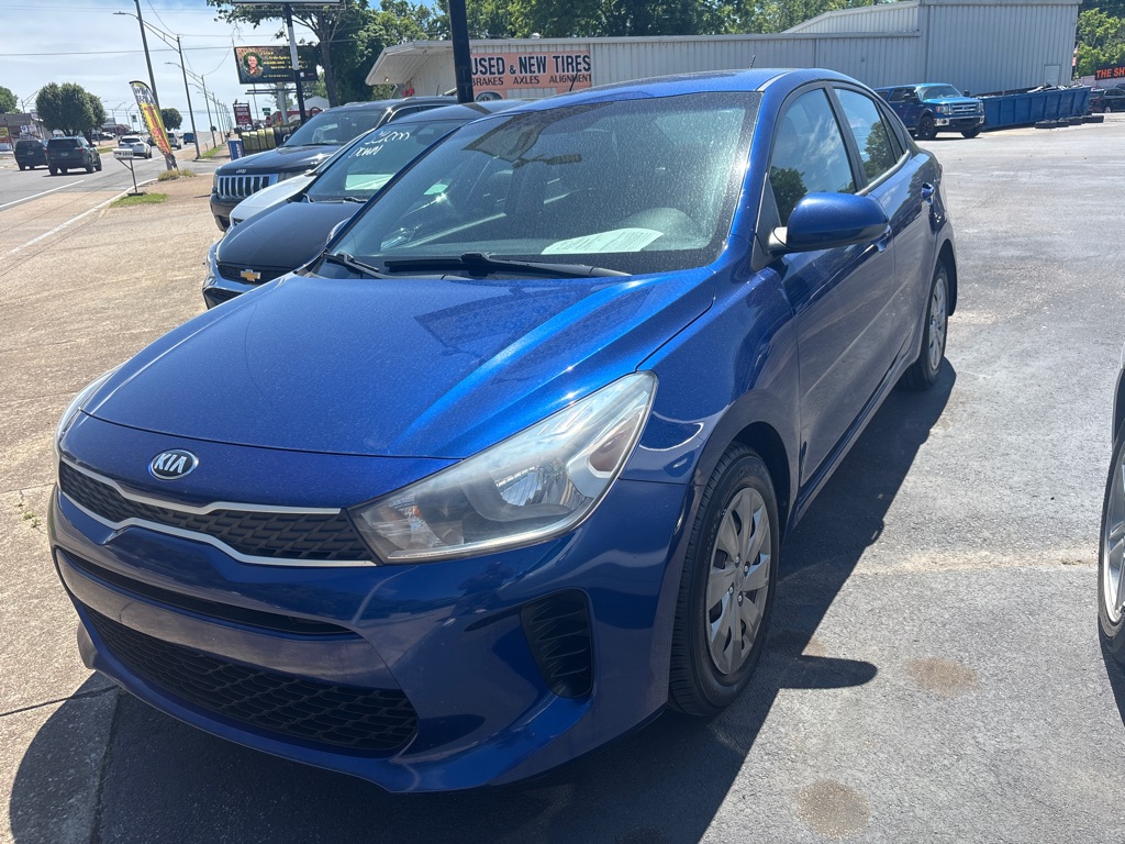 Additional photo of vehicle.