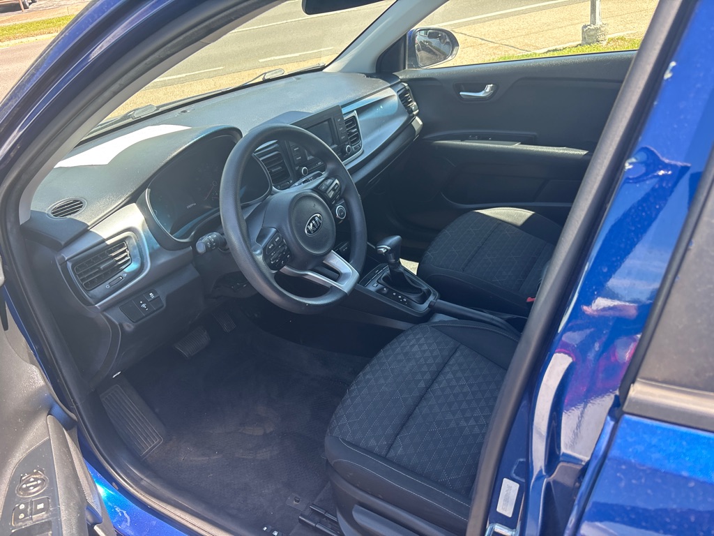 Additional photo of vehicle.